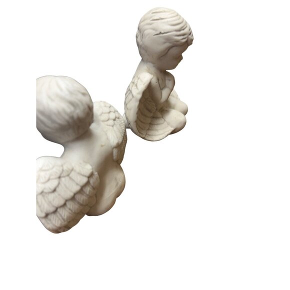 Set Of 2 White Ceramic Angel Figurines With Wings - Sitting & Praying Design - Picture 3 of 4